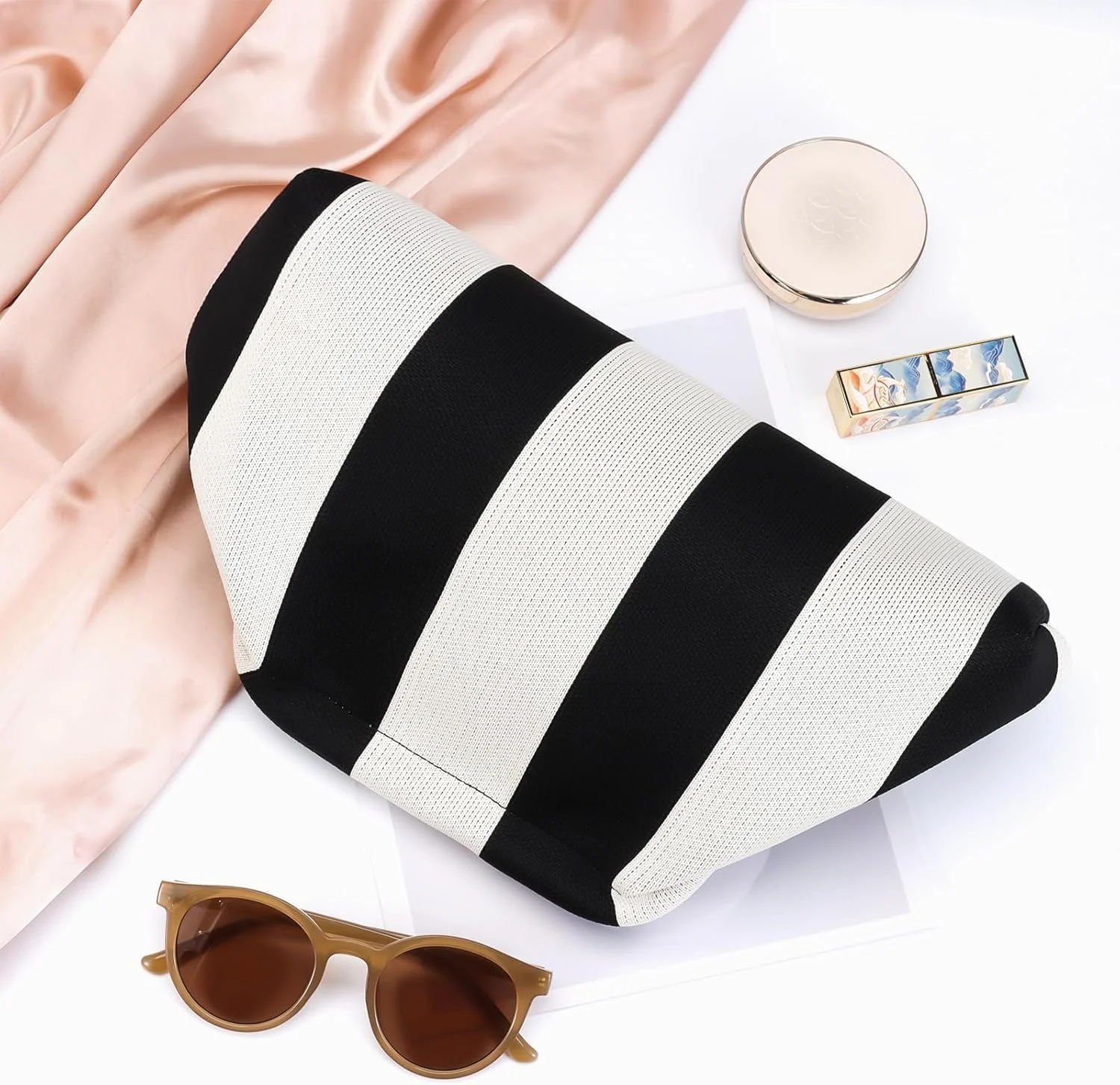 کیف کلاچ رنگی، کیف بافتنی قلاب بافی تابستانی، کلاچ ساحلی، کیف دستی قلاب بافی، کیف ابر چین دار برای مهمانی، کیف رنگی روزمره