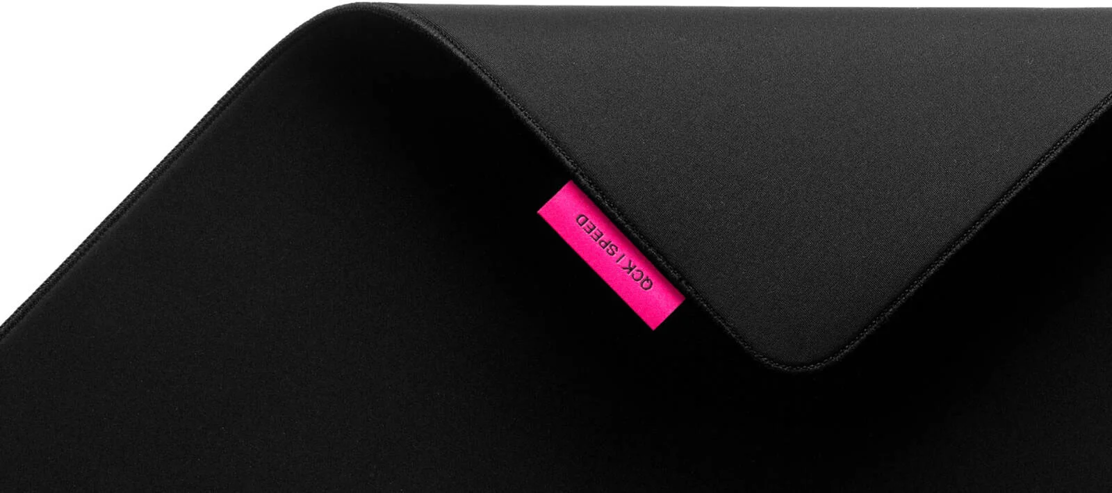 ماوس پد SteelSeries QcK Performance - Speed، لبه های دوخته شده کم حاشیه، پایه لاستیکی نئوپرن ضد لغزش، فوم نئوپرن درجه یک، سایز بزرگ (490mm x 420mm x 3.5mm)، مشکی | 63430