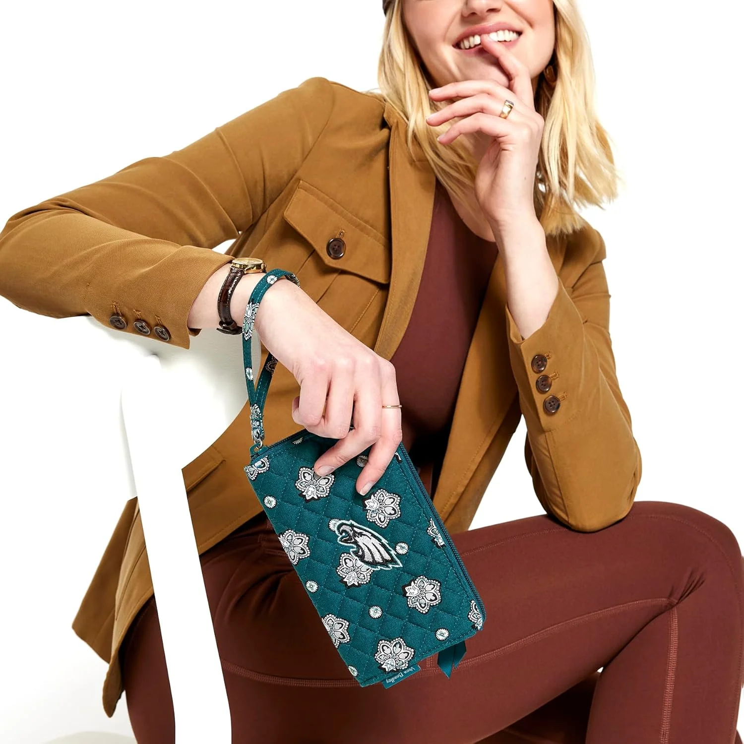 کیف مچی زیپ دار Vera Bradley Philadelphia Eagles با محافظ RFID