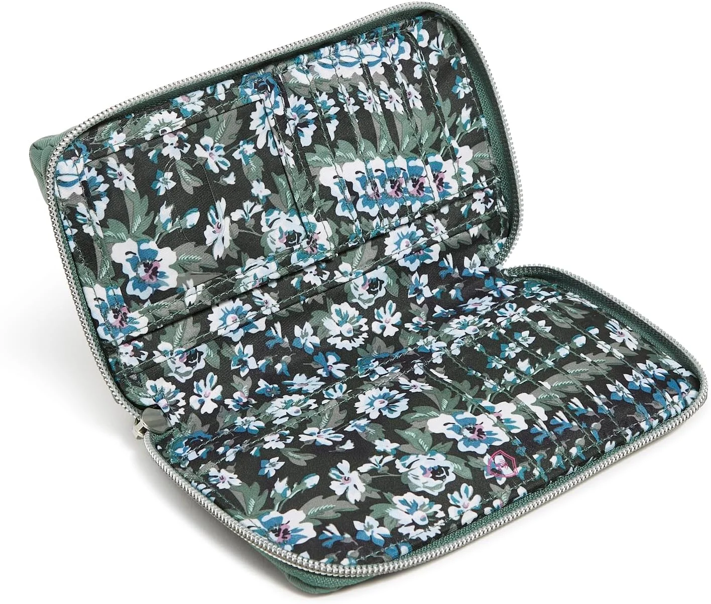 کیف پول مچی بزرگ زنانه ورا بردلی از جنس تویل با محافظت RFID