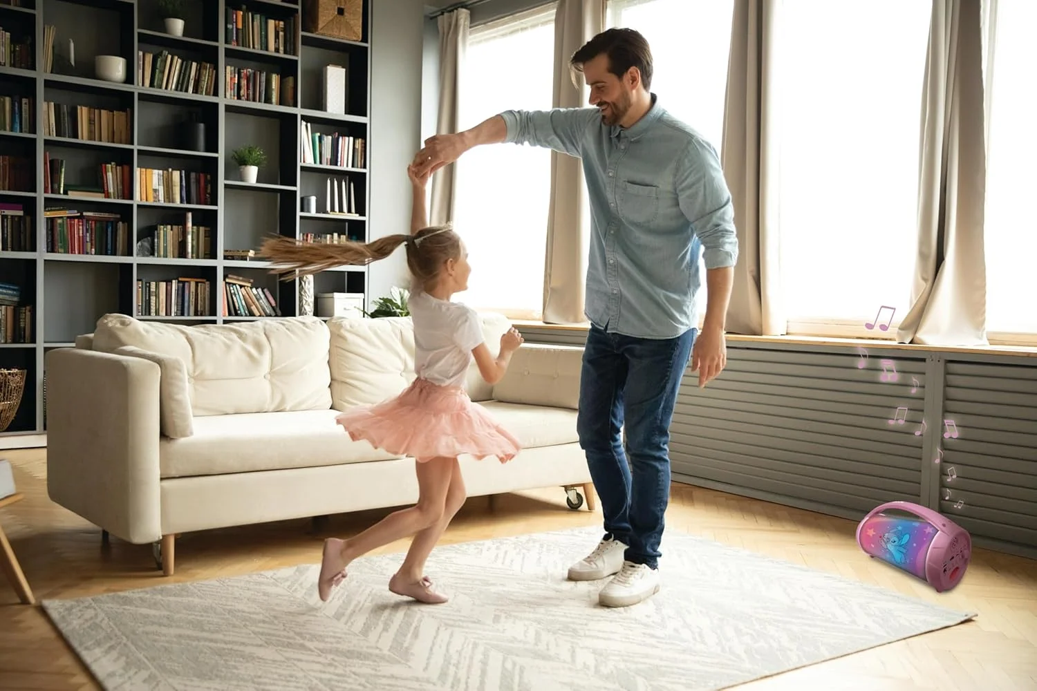 اسپیکر چراغ دار بی سیم لکسی بوک، دیزنی استیچ، انجل با میکروفون، صدای استریو، عملکرد کارائوکه، پورت های USB و کارت SD، باتری قابل شارژ، دسته برای حمل آسان، صورتی، BTP585D1Z