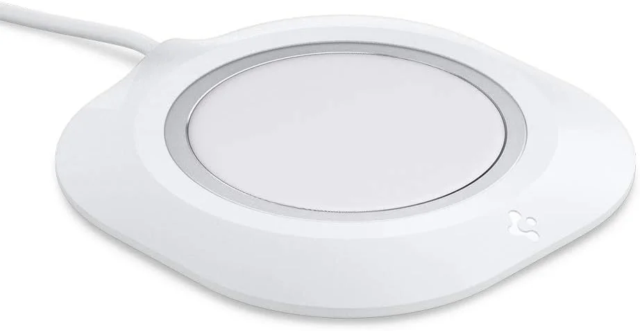 محافظ پد شارژر مگ‌سیف Spigen Mag Fit مناسب برای آیفون 14، آیفون 13، مدل‌های آیفون 12، ایرپاد پرو، ایرپاد پرو 2، ایرپاد 3 (شارژر شامل نمی‌شود) - سفید