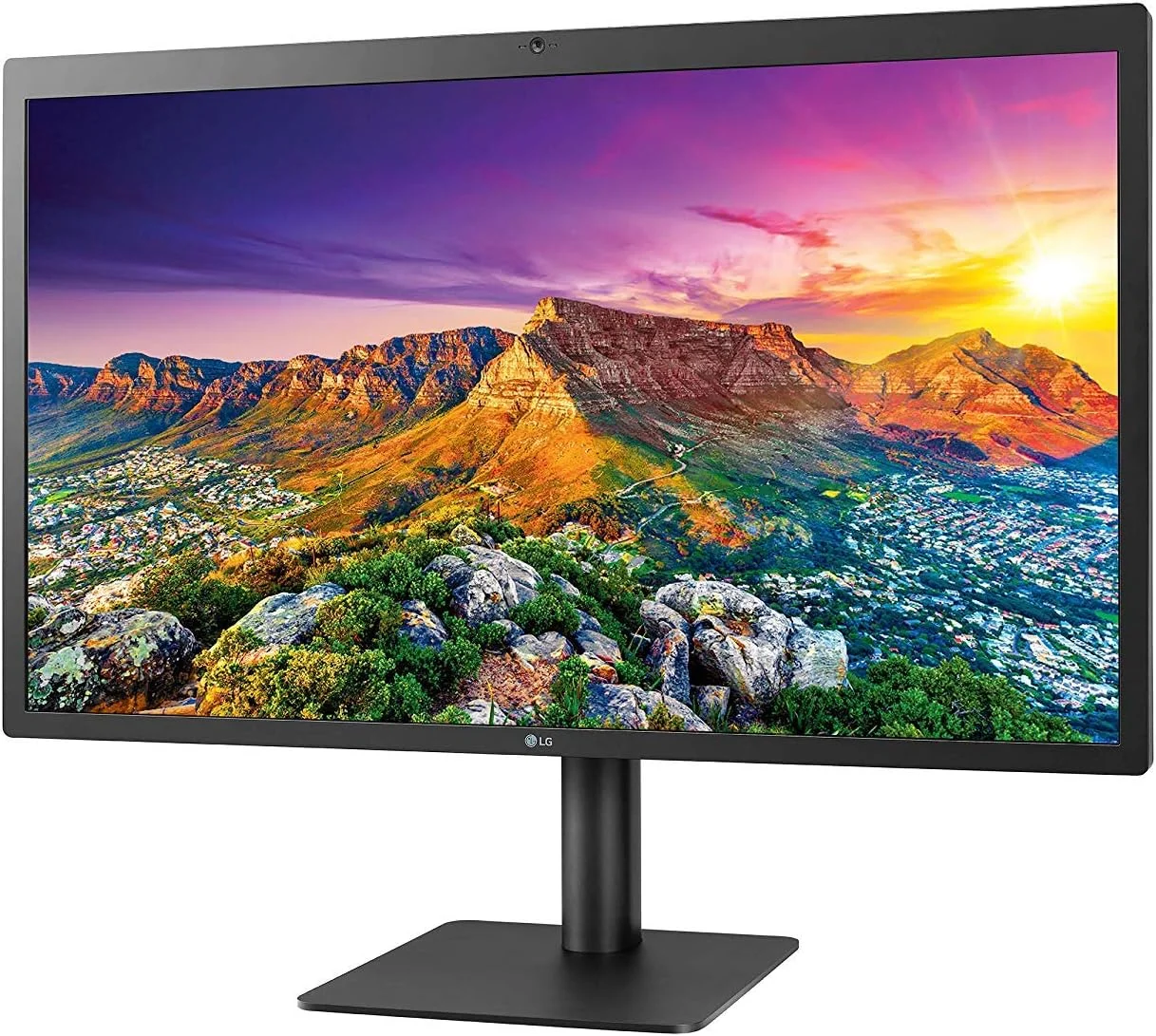 مانیتور 27 اینچی الجی مدل LG27MD5KL-B Ultrafine با پنل IPS LCD و کیفیت 5K UHD مناسب برای اپل مک (بازسازی شده) مانیتور 27 اینچی الجی مدل LG27MD5KL-B Ultrafine با پنل IPS LCD و کیفیت 5K UHD مناسب برای اپل مک (بازسازی شده)