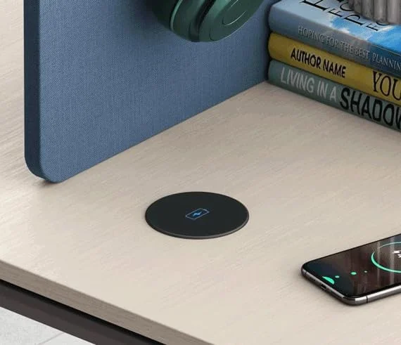 شارژر بی‌سیم 15 واتی AMFAH به همراه آداپتور - پد شارژ سریع، طراحی شیک و مخفی، سازگار با آیفون، ایرپادز و اندروید - ایده آل برای ادغام با مبلمان