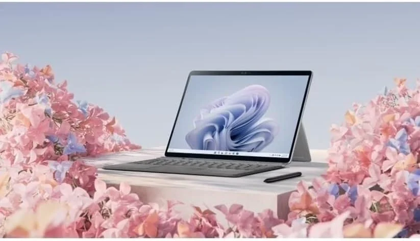 تبلت مایکروسافت Surface Pro 9 - ۱۳ اینچ - SQ3 - رم ۸ گیگابایت - حافظه SSD ۱۲۸ گیگابایت - Windows 11 Pro - 5G - پلاتینیوم