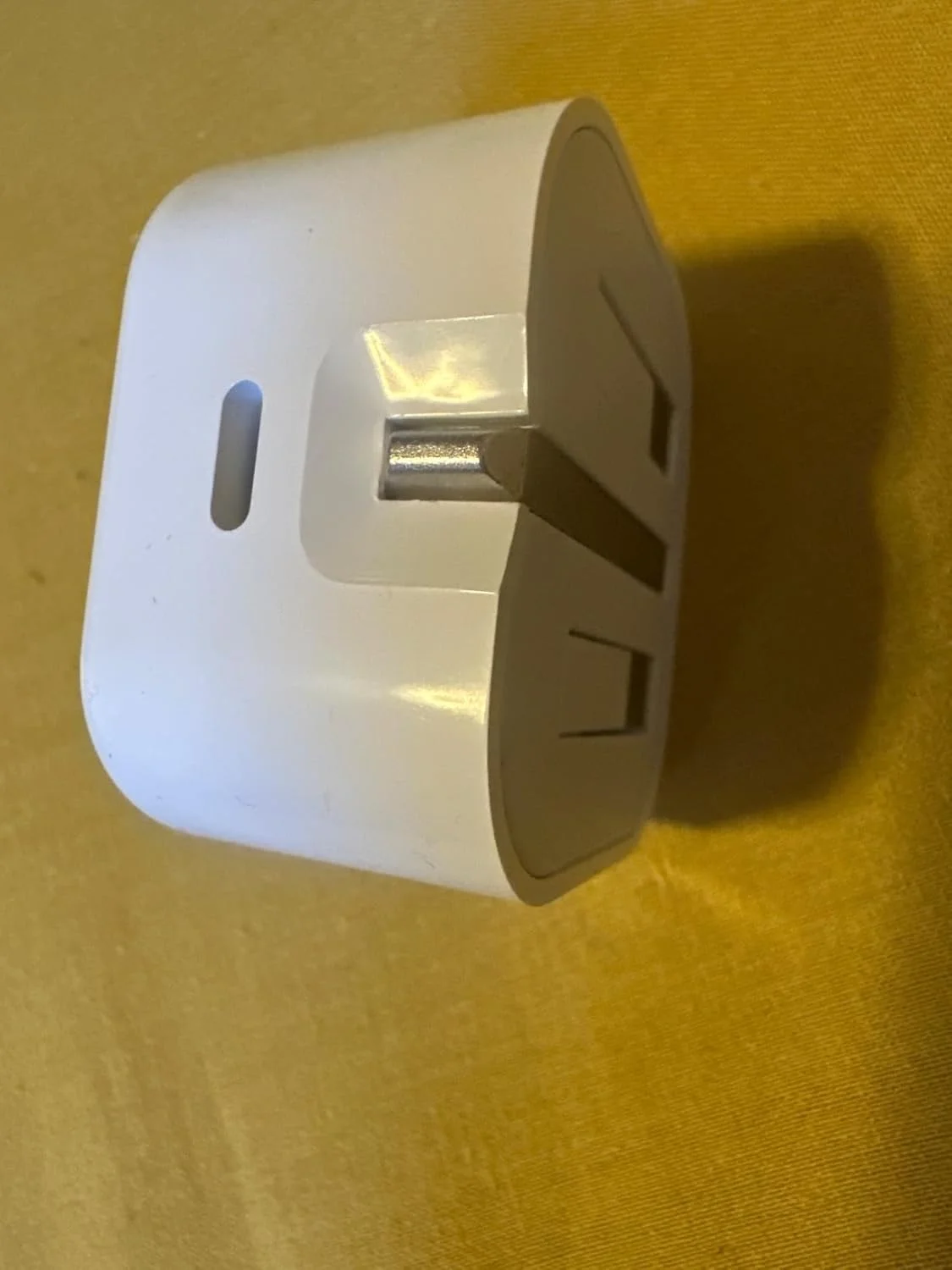 مناسب برای آیفون 16/16 پرو/16 پرو مکس، سری 15/14، اندروید سفید 3 عددی مناسب برای آیفون 16/16 پرو/16 پرو مکس، سری 15/14، اندروید سفید 3 عددی