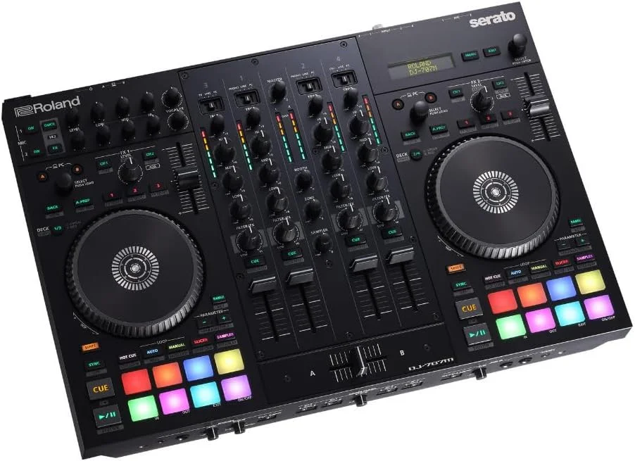 کنترلر دی‌جی Roland DJ-707M برای استریمرهای زنده و تولیدکنندگان محتوا (DJ-707M)