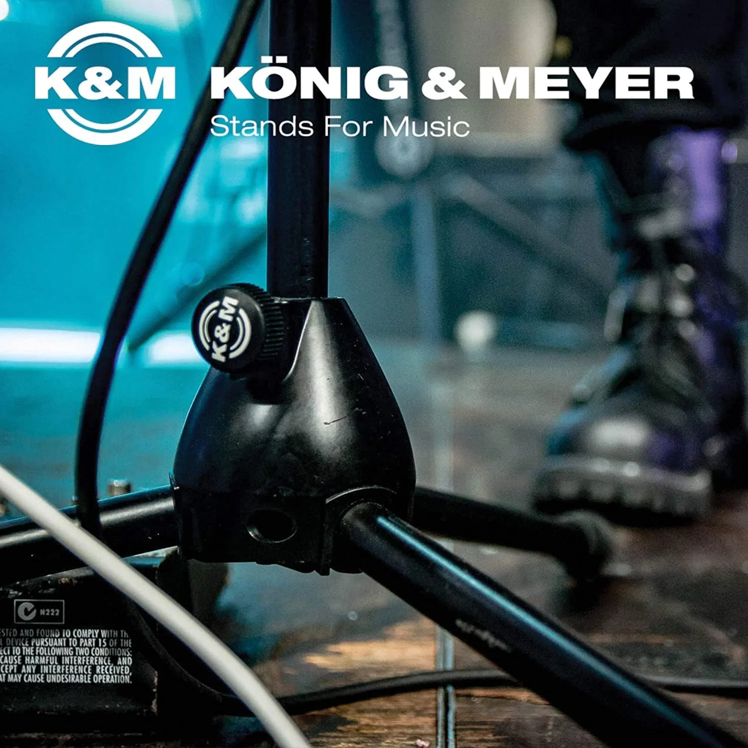 میله اتصال میکروفون K&M König & Meyer 23600.500.55 برای اتصال حداکثر چهار میکروفون یا بازوی بوم | اتصال دهنده رزوه ای ⅝ اینچی | چرخش 360 درجه | یک تکه | ساخته شده از فولاد در آلمان - مشکی