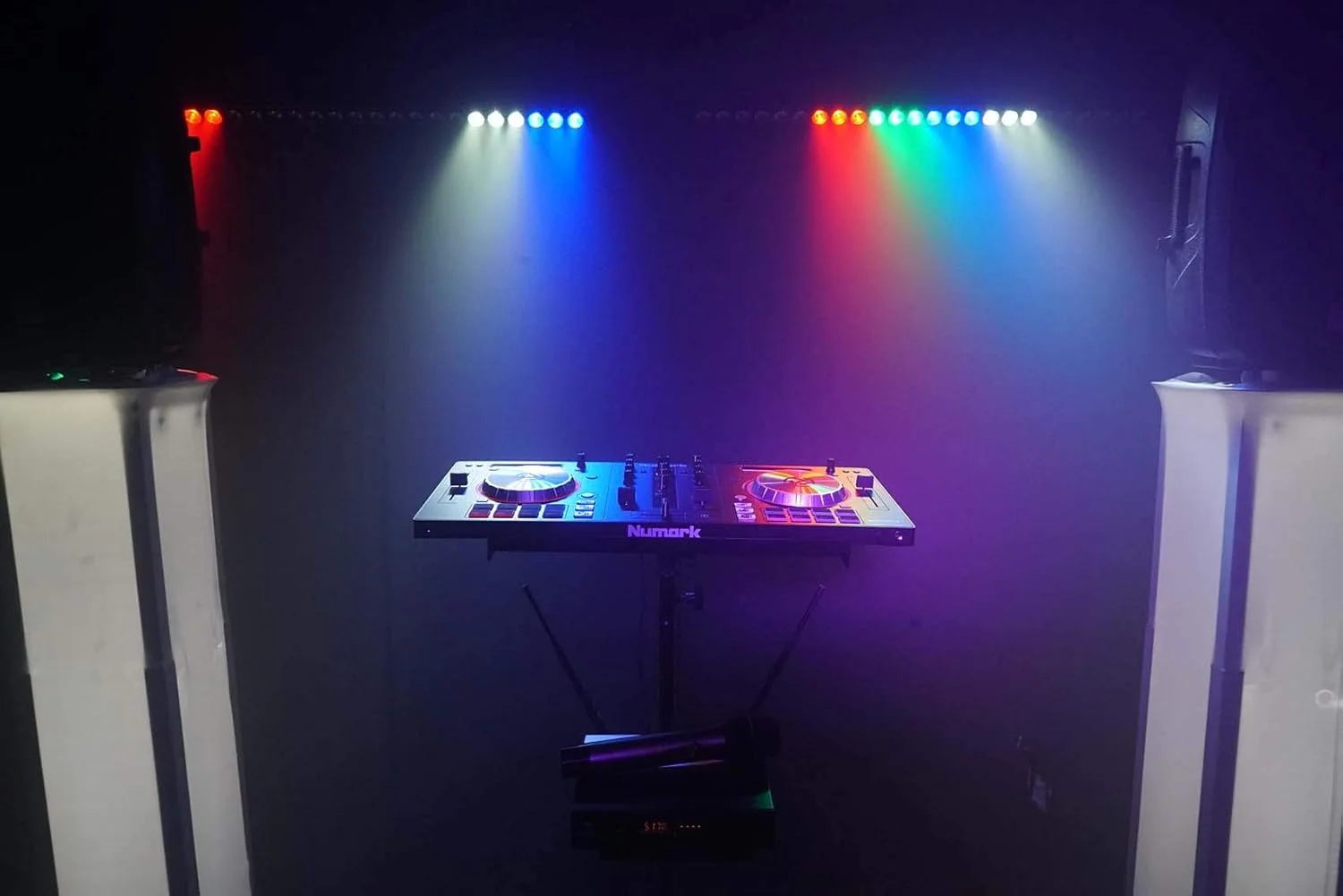 پایه سه پایه قابل تنظیم کنترلر DJ راکویل RLS67 به همراه سینی های دوتایی