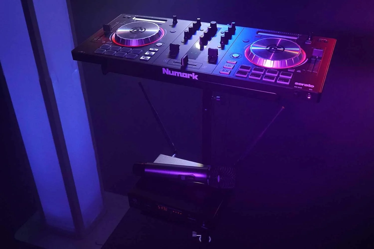 پایه سه پایه قابل تنظیم کنترلر DJ راکویل RLS67 به همراه سینی های دوتایی