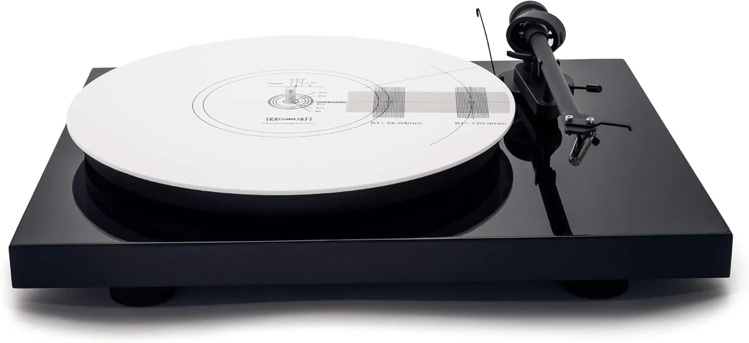 صفحه زیر صفحه گرامافون Hudson Hi-Fi به همراه ابزار تنظیم سوزن و کارتریج - PVC 12 اینچ در 2 میلی متر، ضد لغزش، ضد لرزش، بهبود کیفیت صدا - صفحه کالیبراسیون وینیل LP، محافظت از وینیل - طراحی شیک - تولید شده در نیویورک