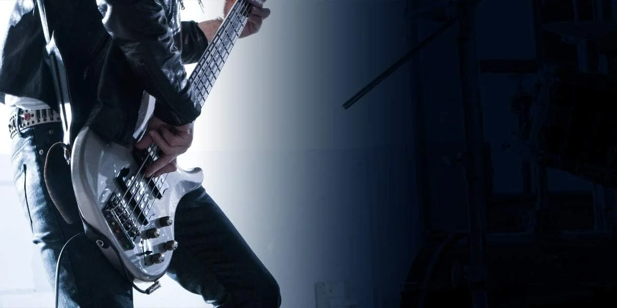 گیتار باس الکتریکی 5 سیم یاماها TRBX305 CAR، قرمز آبنباتی گیتار باس الکتریکی 5 سیم یاماها TRBX305 CAR، قرمز آبنباتی