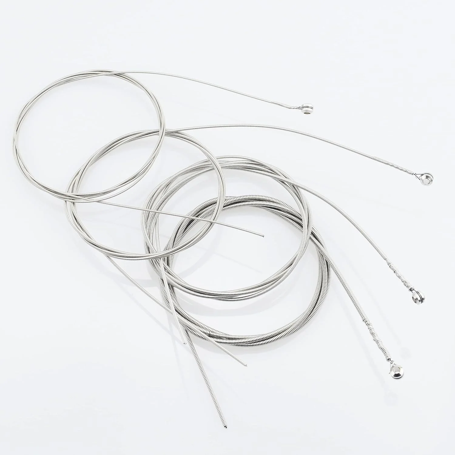 سیم های گیتار باس الکتریک با هسته فولادی کربنی و روکش نیکل، 40-100، 4 سیم در هر بسته سیم های گیتار باس الکتریک با هسته فولادی کربنی و روکش نیکل، 40-100، 4 سیم در هر بسته