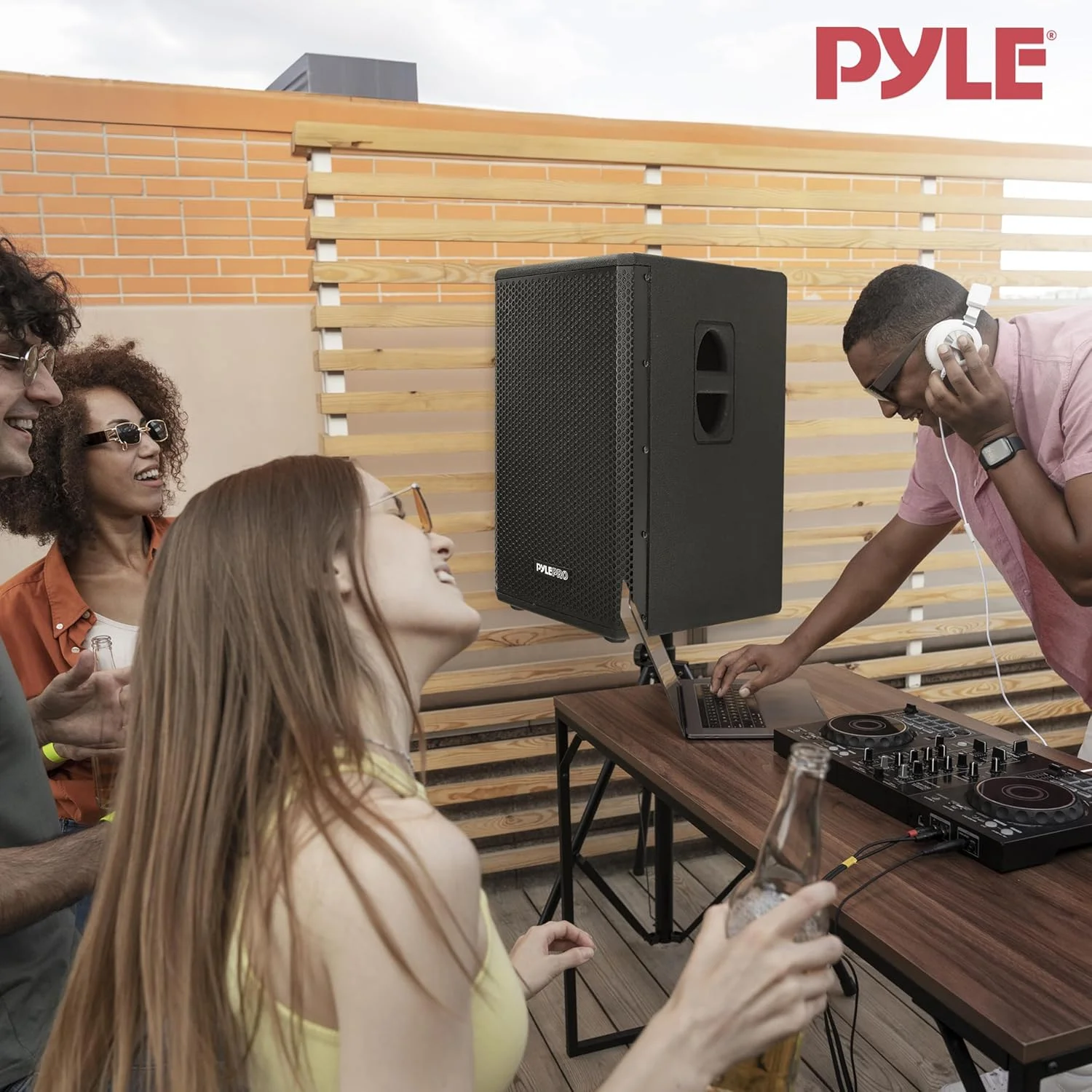 سیستم ساب ووفر جعبه ای 1600 واتی Pyle - ووفر 12 اینچی فعال برای سیستم PA، بیس قوی تر، با پردازنده سیگنال دیجیتال DSP، پایه نگهدارنده داخلی و دستگیره های حمل