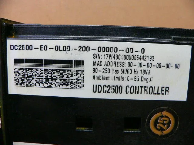 کنترلر دیجیتال یونیورسال Dc2500-E0-0L00-200-00000-00-0