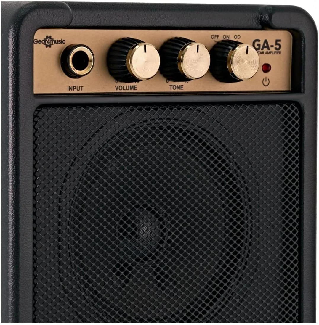 آمپلی‌فایر گیتار کوچک قابل حمل با باتری از Gear4music