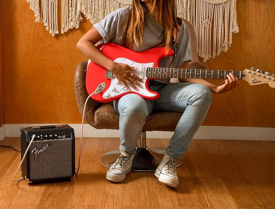 آمپلی فایر کومبو فندر فرانتمن 10G برای گیتار، ایده آل برای تمرین گیتار الکتریک آمپلی فایر کومبو فندر فرانتمن 10G برای گیتار، ایده آل برای تمرین گیتار الکتریک