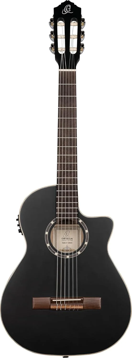 گیتار کلاسیک 6 سیم اورتگا سری Family، سایز 3/4 - مشکی مات + کیف