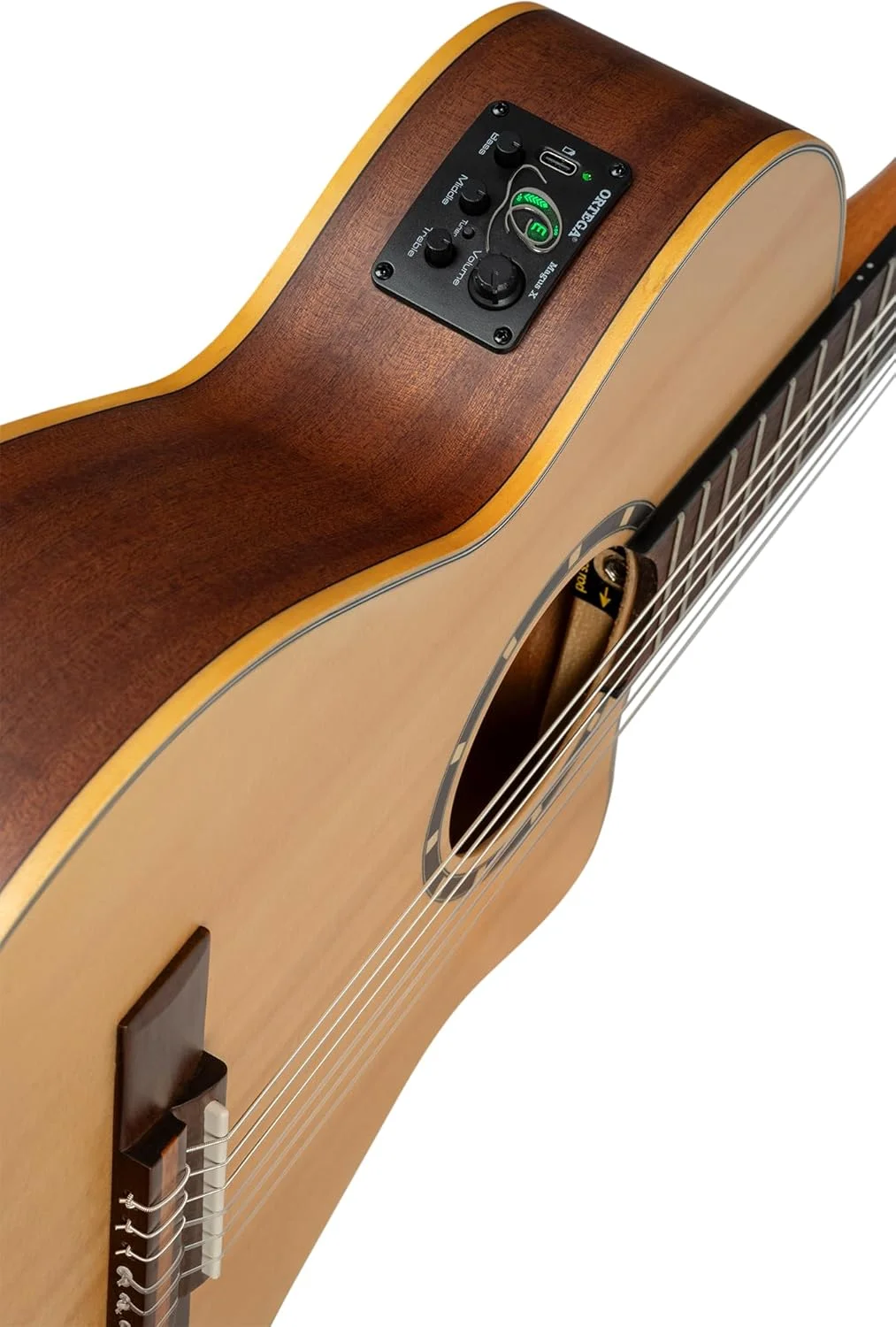 گیتار کلاسیک 6 سیم اورتگا سری Family، سایز 3/4 - رنگ طبیعی + کیف