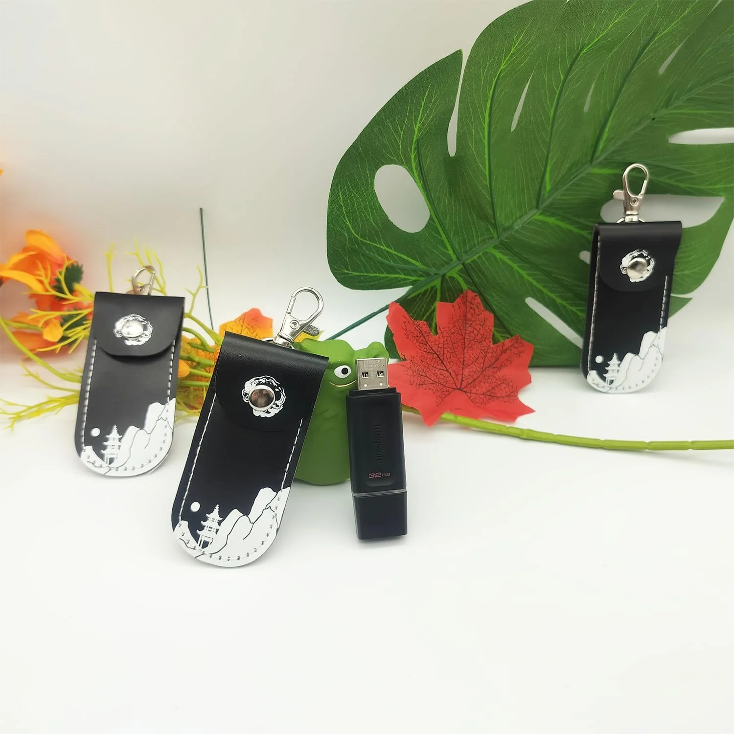 کیف سه تکه برای فلش مموری USB، کاور محافظ فلش مموری USB، محافظت از فلش مموری USB، قابل استفاده به عنوان کیف کلید امنیتی کیف سه تکه برای فلش مموری USB، کاور محافظ فلش مموری USB، محافظت از فلش مموری USB، قابل استفاده به عنوان کیف کلید امنیتی