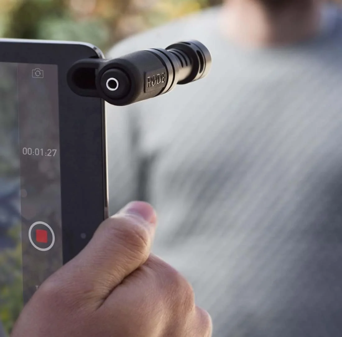 میکروفون خازنی کاردیوئید Rode Videomic Me برای دستگاه های موبایل + محافظ باد خزدار WS9 Deluxe سبز + دستمال میکروفایبر keepdrum