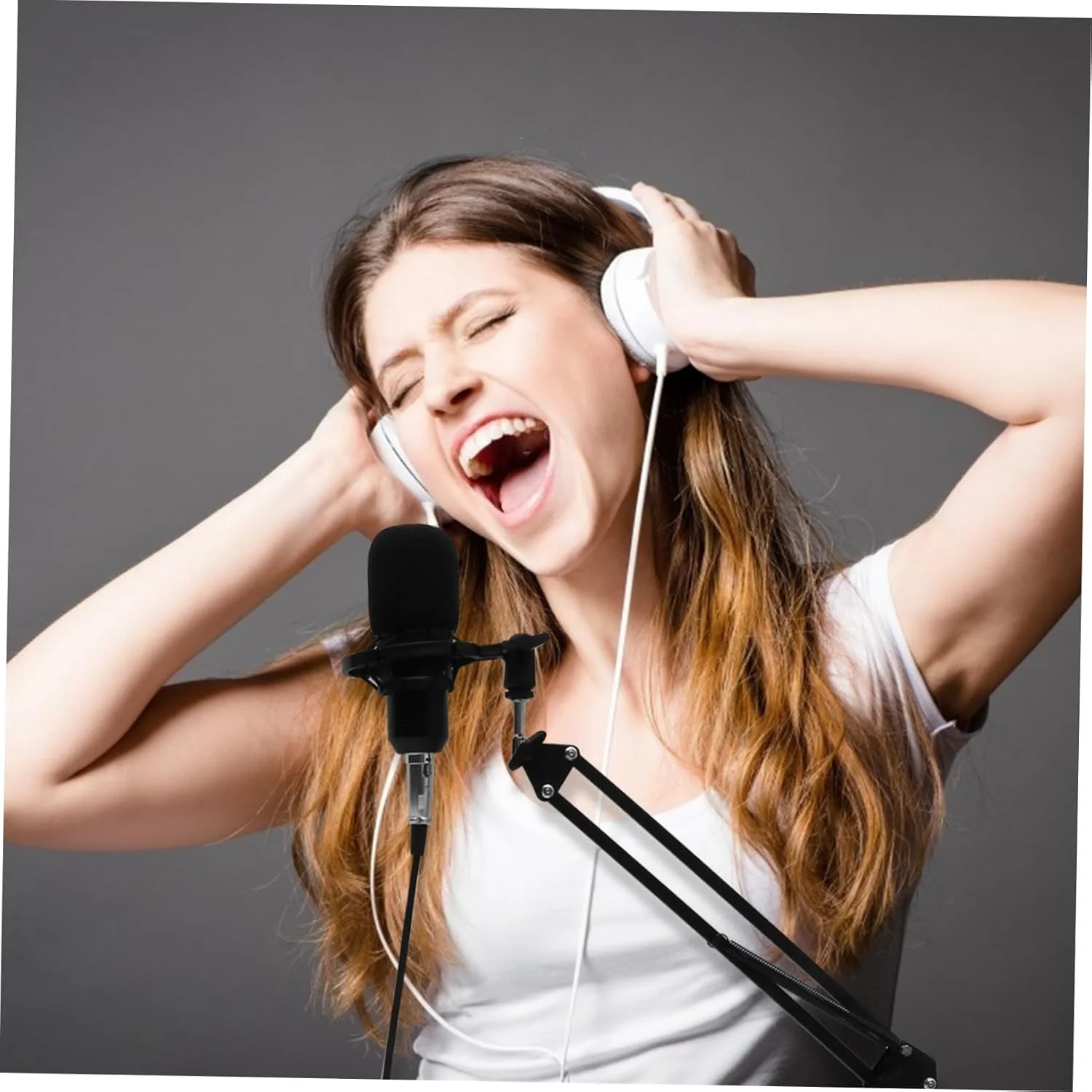 ست 11 تکه میکروفون کاندنسر با کارت صدا برای کارائوکه و پخش زنده سازگار با تلفن هوشمند و کامپیوتر برای آواز و ضبط ست 11 تکه میکروفون کاندنسر با کارت صدا برای کارائوکه و پخش زنده سازگار با تلفن هوشمند و کامپیوتر برای آواز و ضبط