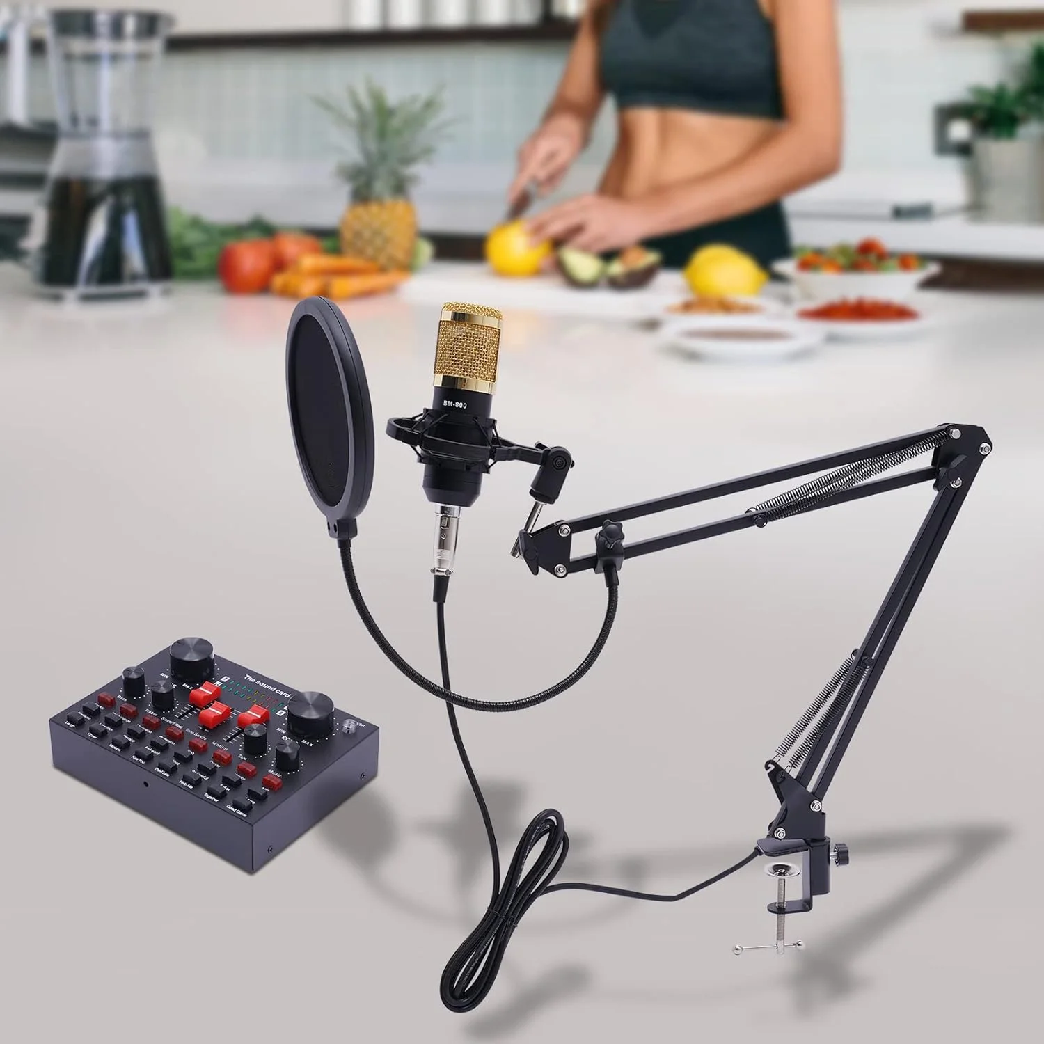 میکروفون مشکی همه کاره KOLHGNSE با کارت صدای زنده V8s، بسته میکروفون کندانسور، کابل شارژ USB برای ضبط استودیویی میکروفون مشکی همه کاره KOLHGNSE با کارت صدای زنده V8s، بسته میکروفون کندانسور، کابل شارژ USB برای ضبط استودیویی