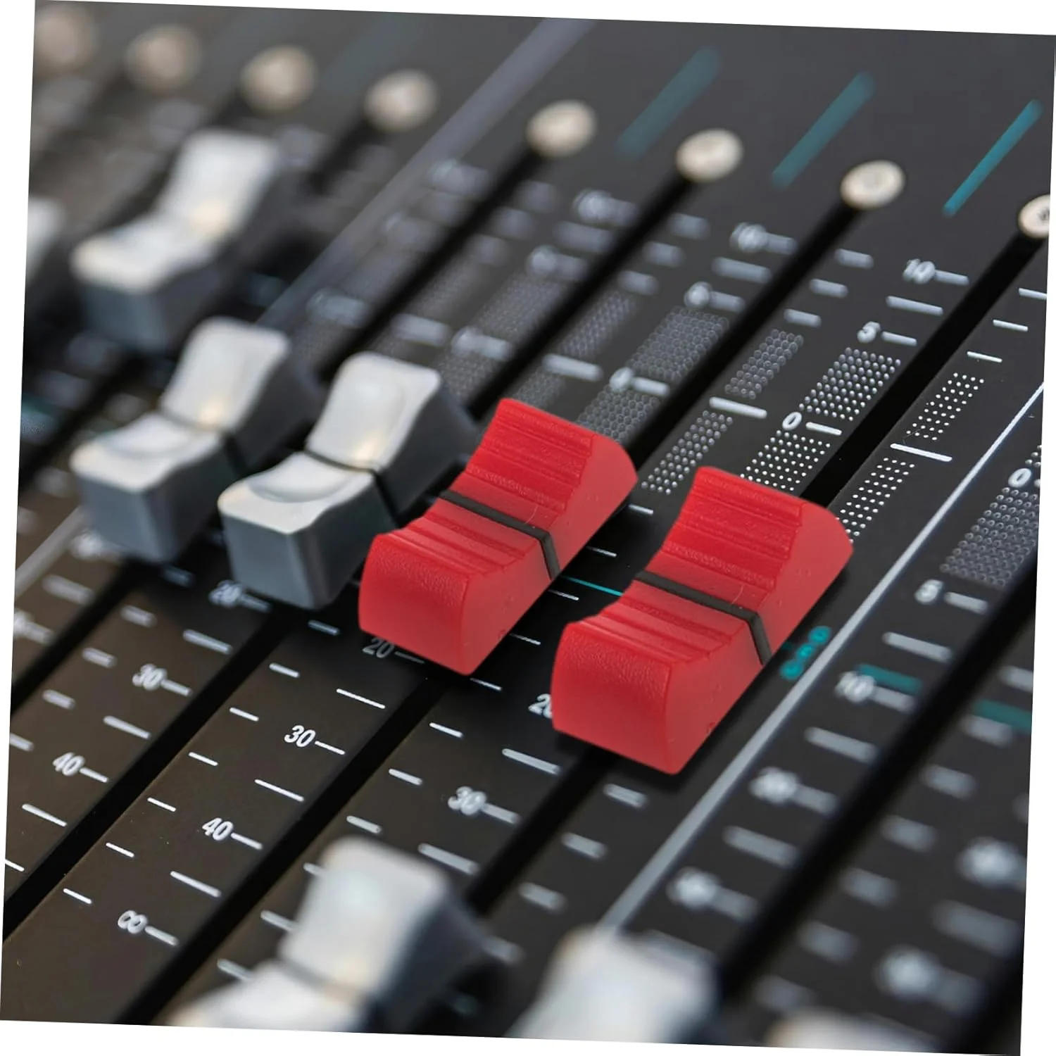 VICASKY 100 عدد درپوش لغزنده برای میکسر، قطعات یدکی برای پتانسیومتر، سوراخ داخلی سازگار با میکسر کنسول، مجموعه رنگارنگ برای نصب آسان و عملکرد مطلوب VICASKY 100 عدد درپوش لغزنده برای میکسر، قطعات یدکی برای پتانسیومتر، سوراخ داخلی سازگار با میکسر کنسول، مجموعه رنگارنگ برای نصب آسان و عملکرد مطلوب