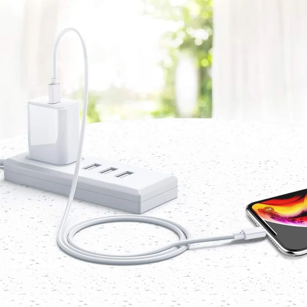 کابل USB Type C به لایتنینگ 1 متری، شارژ سریع 2.4 آمپر و همگام سازی داده، کابل شارژر سازگار با آیفون 14/13/12/11 پرو مکس، آیپد و ایرپادز – سفید کابل USB Type C به لایتنینگ 1 متری، شارژ سریع 2.4 آمپر و همگام سازی داده، کابل شارژر سازگار با آیفون 14/13/12/11 پرو مکس، آیپد و ایرپادز – سفید