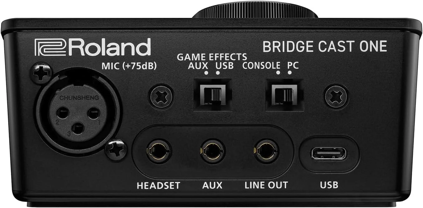 میکسر استریمینگ Roland Bridge Cast One Dual Bus به همراه کابل XLR کیپ درام