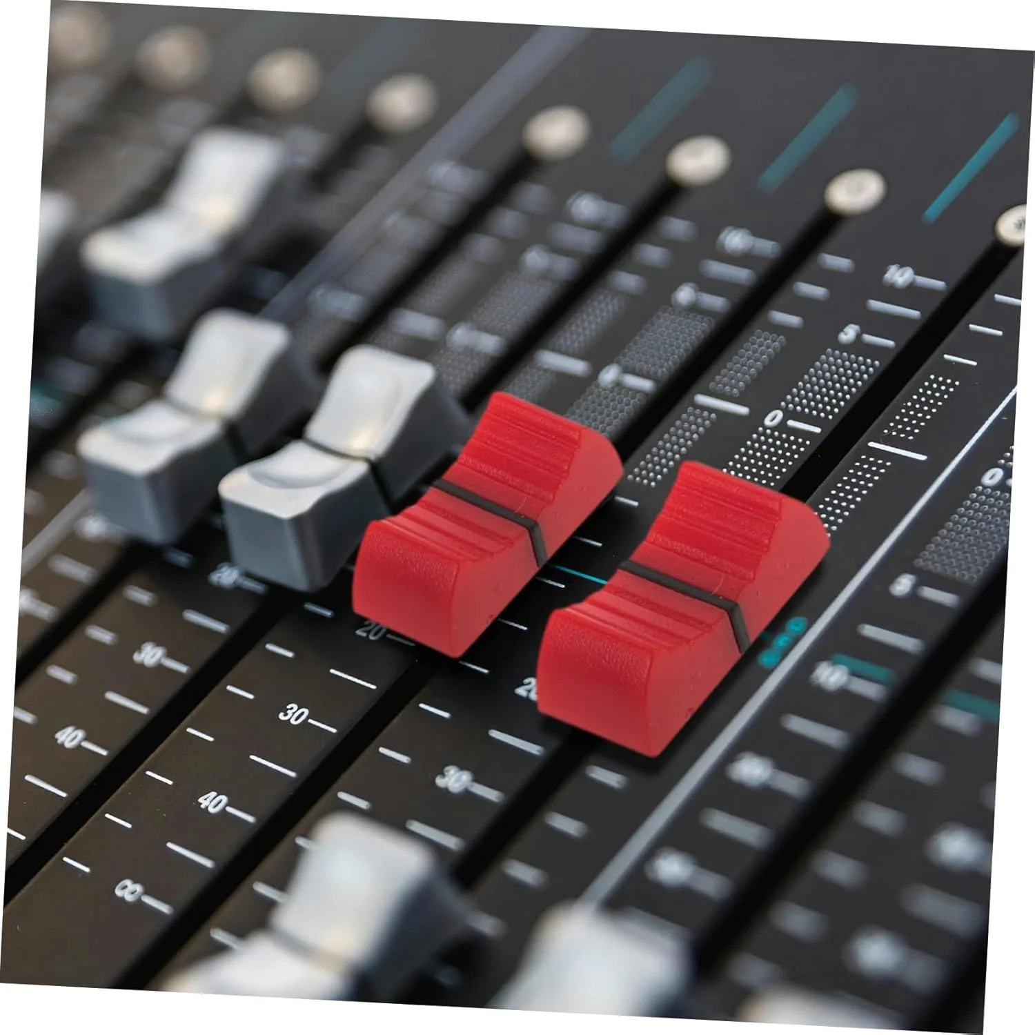 Toyvian 250 عدد جایگزین دکمه فیدر برای میکسر صدا با قطر داخلی، دکمه های متنوع و بادوام برای نصب آسان و عملکرد مطلوب Toyvian 250 عدد جایگزین دکمه فیدر برای میکسر صدا با قطر داخلی، دکمه های متنوع و بادوام برای نصب آسان و عملکرد مطلوب