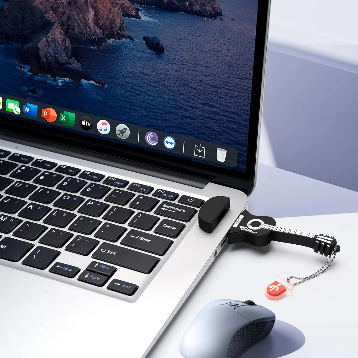 فلش مموری 16 گیگابایتی با طراحی ساز موسیقی، مناسب هدیه برای خانواده و دوستان (گیتار مشکی) فلش مموری 16 گیگابایتی با طراحی ساز موسیقی، مناسب هدیه برای خانواده و دوستان (گیتار مشکی)