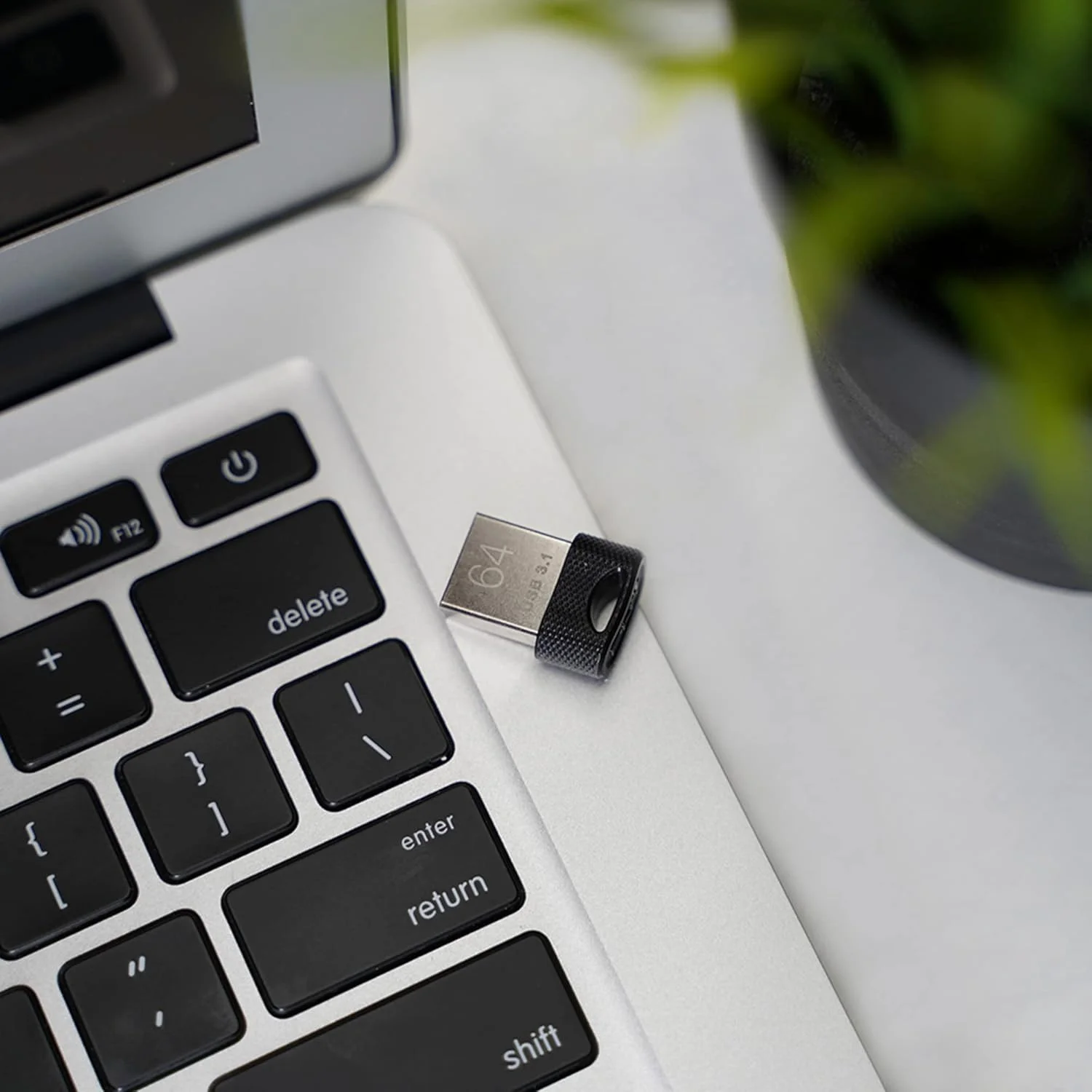 فلش مموری USB 3.1 PNY Elite-X Fit با ظرفیت 64 گیگابایت - سرعت 200 مگابایت بر ثانیه، رنگ مشکی