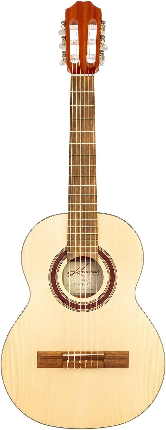 گیتار کلاسیک کرمونا لیلیا 1/2 - دست ساز در اروپا - صفحه رویی صنوبر یکپارچه با پرداخت منافذ باز - گیتار نایلونی ایده آل برای کودکان و مبتدیان جوان