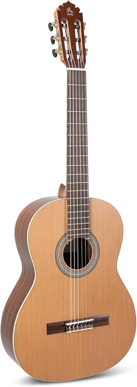 گیتار کلاسیک CABALLERO EUROPE مدل CA-EUCM با صفحه سدر یکپارچه، پشت و پهلوهای ماهون و پرداخت براق