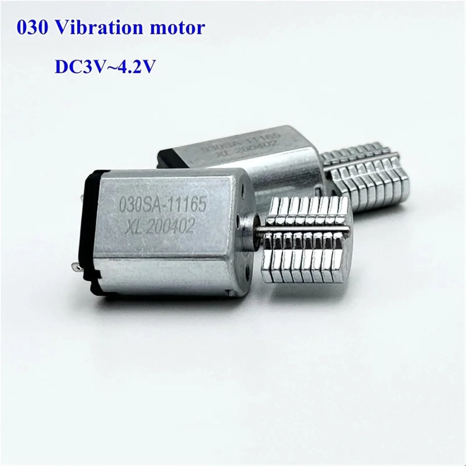موتور ویبره 030 مدل FF-030SA-11165 با ولتاژ 3.7 و 4.2 ولت DC به همراه بلوک غیرمرکزی 11 * 9.5 میلی‌متری - 5 عدد