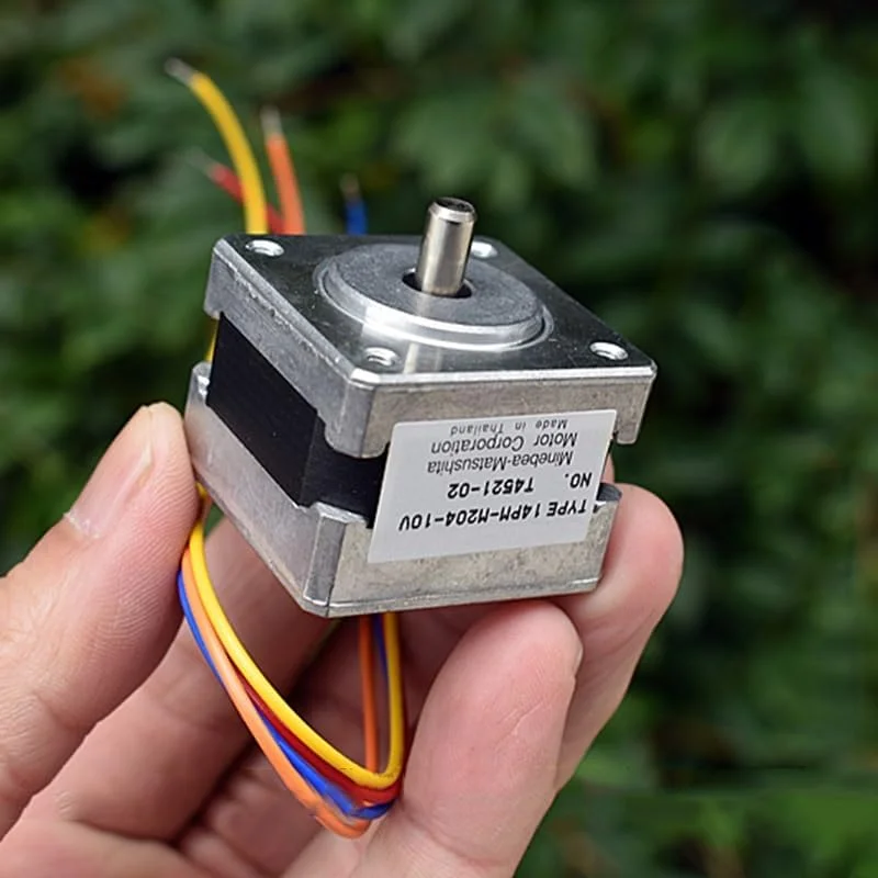 موتور پله ای هیبریدی نازک 35 میلی متری، 2 فاز، 4 سیم، شفت 5 میلی متری برای پرینتر سه بعدی، دستگاه CNC، ربات و دستگاه حکاکی