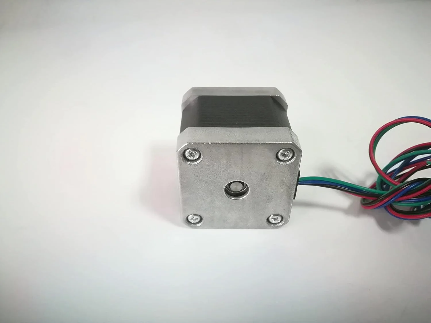 موتور پله ای سایز 17 مناسب برای پرینتر سه بعدی 0.40N.m با زاویه 1.8 درجه و طول بدنه 40 میلی متر دارای گواهینامه های CE و Rohs برای دستگاه CNC