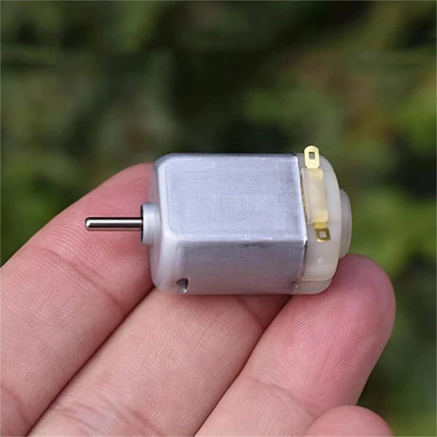 موتور استاندارد مدل FP130-CN/19110 مینی 130 DC 3V 5V 6V 18000RPM با سرعت بالا، برس کربنی مغناطیسی 1 عددی