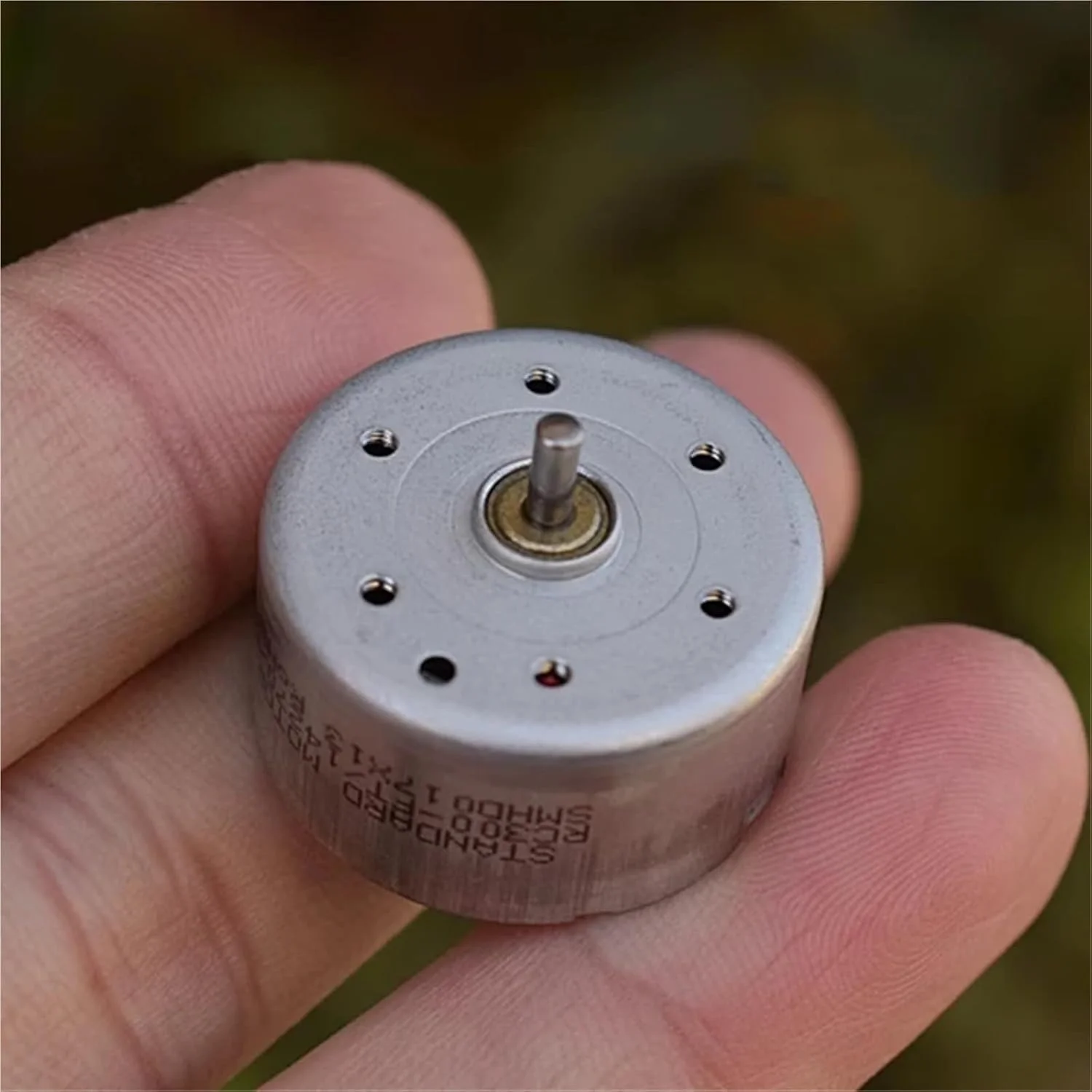 موتور اسپیندل گرد 24 میلی‌متری RC300-FT/14270 DC 1.9V-4.5V 3V 5800RPM، یک عدد