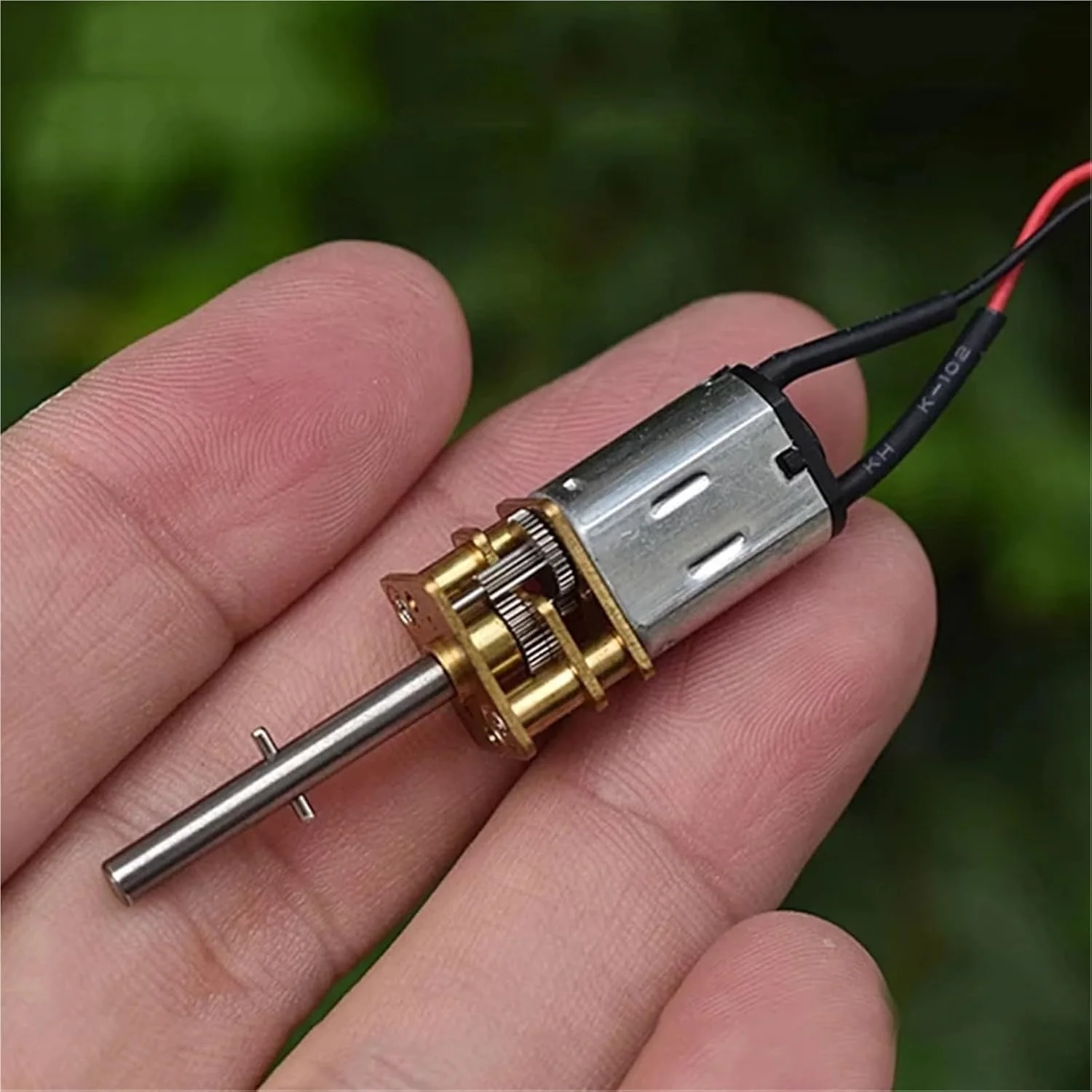 موتور گیربکس فلزی N20 کوچک با شفت بلند 23 میلی‌متری، کاهنده DC 5V-6V 740RPM-908RPM نسبت 1:10 - 1 عدد