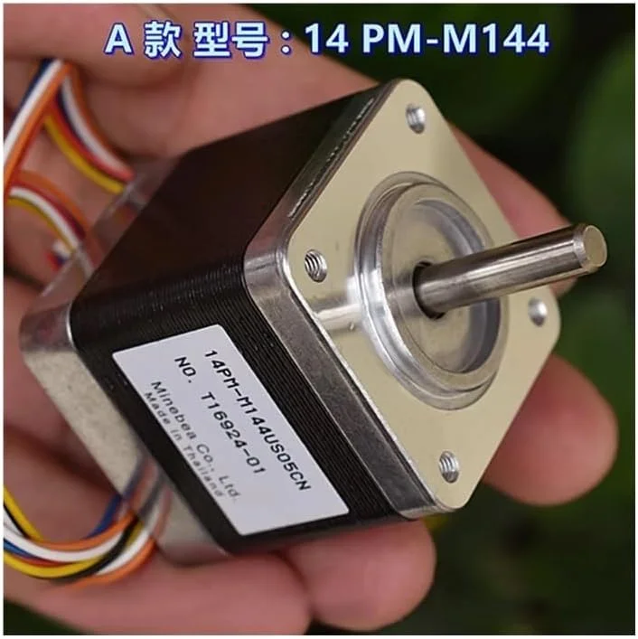 موتور پله‌ای هیبریدی دو فاز 6 سیمه 35 میلی‌متری با شفت 5 میلی‌متری برای پرینتر سه بعدی RepRap، دستگاه CNC، ربات و دستگاه حکاکی