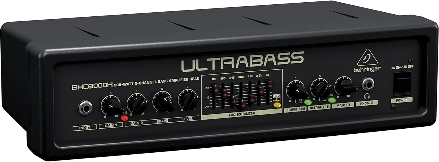 آمپلی فایر بیس 300 واتی 2 کاناله Behringer ULTRABASS BXD3000H با آنالایزر طیف FBQ، پردازنده Ultrabass و کمپرسور