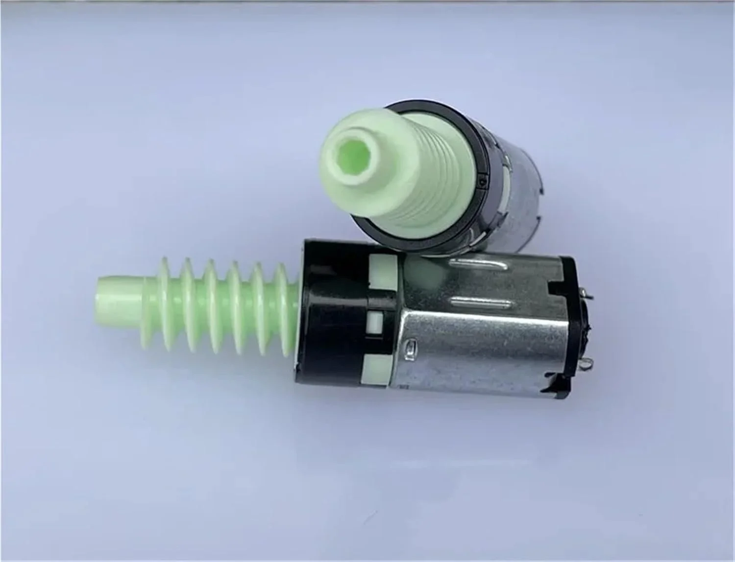 موتور گیربکس سیاره ای DC مدل N20 با شفت حلزونی پلاستیکی، قطر 12 میلی متر، 3 تا 5 ولت، 5 عدد