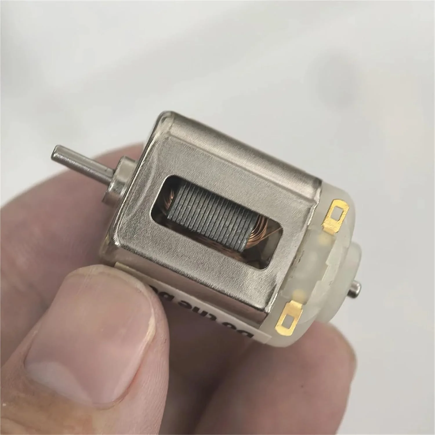 موتور براش کربنی FK-130 20mm 130 DC 3.6V-8.4V 52000RPM مغناطیسی سرعت بالا 1 عدد