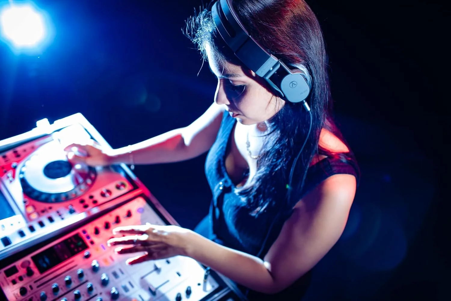 هدفون روگوشی آسترین آدیو Hi-X50 (راحتی بالا با پدهای گوشی با قابلیت حفظ شکل، حداکثر انعطاف پذیری، اتصال جک 3.5 میلی متری، شامل آداپتور 6.3 میلی متری)، مشکی، سایز One Size