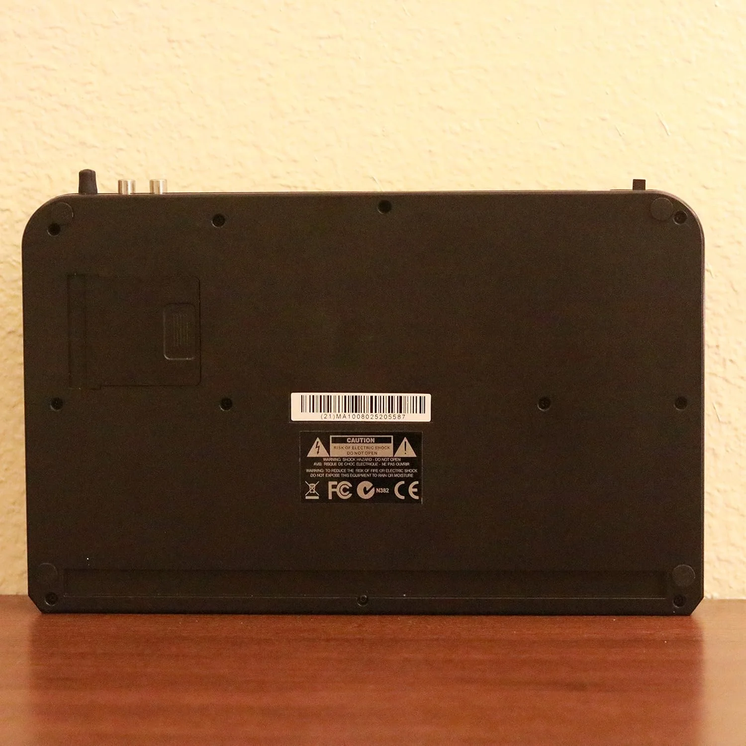 کیبورد ۲۵ کلیدی Akai Synthstation25 برای آیفون و آیپاد تاچ کیبورد ۲۵ کلیدی Akai Synthstation25 برای آیفون و آیپاد تاچ