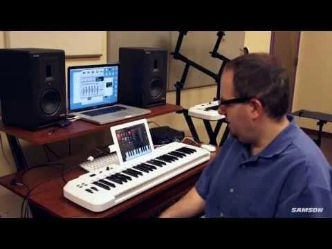 میدی کیبورد سمسون Carbon 49 USB/MIDI Controller Masterkeyboard با 49 کلاویه به همراه نرم افزار Native Elements، مشکی