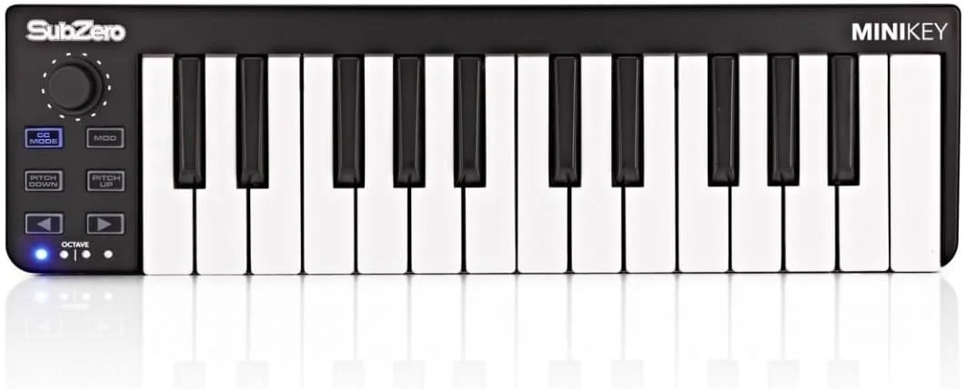 کنترلر میدی کیبورد قابل حمل SubZero با 25 کلید حساس به ضربه، USB، یکپارچه‌سازی Plug-and-Play، سوئیچ اکتاو داخلی، شامل کابل USB