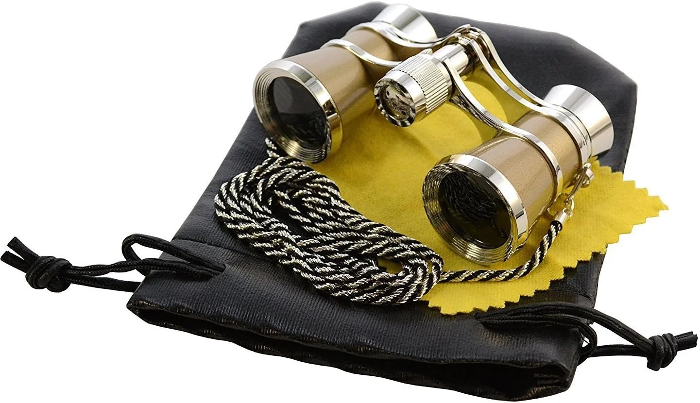 ست تئاتر HQRP: 3 عدد عینک اپرای طلایی 25 با اپتیک شفاف کریستالی (CCO)، حاشیه نقره ای و زنجیر گردنبند + چراغ قوه فوق العاده روشن و جمع و جور حرفه ای